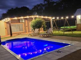 Cabaña Solares, hotel econômico em La Silleta