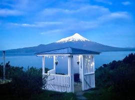 Cabañas EL CIERVO, Los Riscos, Puerto Varas، فندق بالقرب من lago Llanquihue، بورتو فاراس