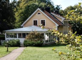 Stocklycke Vandrarhem, hostel in Omberg