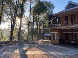 The Lodge at Wah, Kandbari, hotel v destinaci Palampur