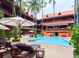 Royal Phawadee Village Patong - 2 Minutes walk to the beach