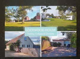 lockwood house holiday cottages, hotel with parking in Starcross