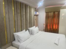 White Gold Hotel, hotel in Ikeja