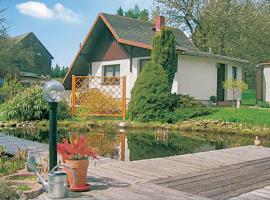 Gorgeous Home In Schlema Ot Wildbach With Kitchen, feriebolig i Schlema