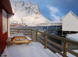 Maybua by May's, hotel en Reine