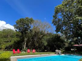 La Casa de los Patos, guest house in Valle de Anton