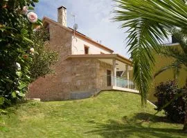 Casa de Pedra O Carballal