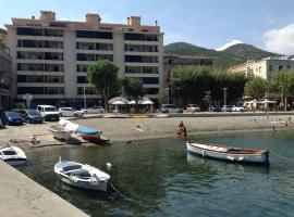 Feliz Costa Brava Apartamento, hotell i Portbou