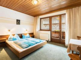Ferienwohnungen-LIPPENHOF, hotel in Sankt Jakob in Defereggen
