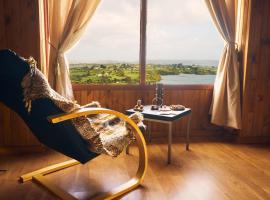 CABA&Ntilde;A AZUL Y VERDE, hotel com piscinas em Ancud