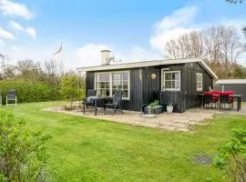 1 Bedroom Lovely Home In Brenderup Fyn