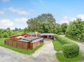 Stunning Home In Faxe Ladeplads With Wifi, alquiler vacacional en Fakse Ladeplads