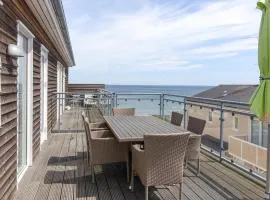2 Bedroom Lovely Apartment In Allinge