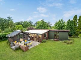 Lovely Home In Sjllands Odde With Wifi, hotel u gradu 'Tjørneholm'