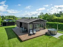 Nice Home In Kirke Hyllinge With 2 Bedrooms And Wifi