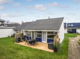 2 Bedroom Lovely Home In Væggerløse