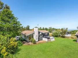 Stunning Home In Hadsund With Kitchen