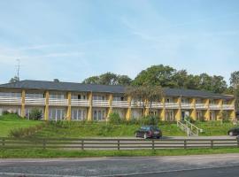 Beautiful Apartment In Allinge, hotel i Allinge