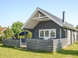 Nice Home In Hovborg With 1 Bedrooms And Wifi