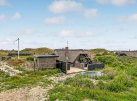 Lovely Home In Hvide Sande With Wifi, hotel a Havrvig