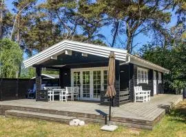 2 Bedroom Gorgeous Home In Nexø