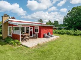 Awesome Home In Kalundborg With 4 Bedrooms And Wifi, hótel í Kalundborg