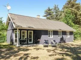 Awesome Home In Aakirkeby With 3 Bedrooms And Wifi