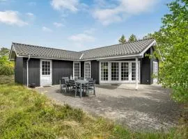 Holiday Home Lyngvejen Xi