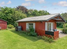 Awesome Home In Fllenslev With Kitchen, villa in Eskebjerg