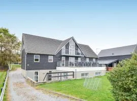 Beautiful Home In Ebeltoft With Sauna