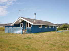 Awesome Home In Hvide Sande With 3 Bedrooms And Wifi, casa o chalet en Nørre Lyngvig