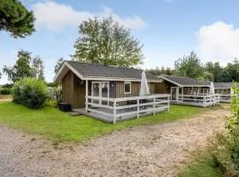 Stunning Home In Humble With Wifi