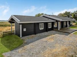 Nice Home In Grlev With House Sea View, vakantiehuis in Gørlev