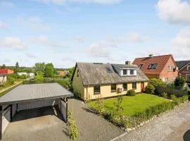 2 Bedroom Amazing Home In Ørum Djurs