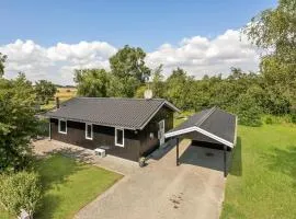 Amazing Home In Haderslev With Wifi
