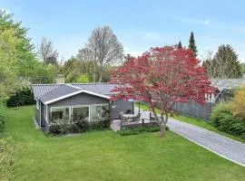Beautiful Home In Kirke Hyllinge