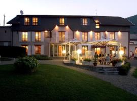 Hotel Les Pervenches, hotel in Allevard