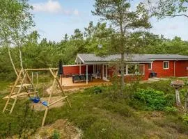 Cozy Home In Hadsund With Sauna