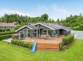 2 Bedroom Cozy Home In Juelsminde, ξενοδοχείο σε Sønderby