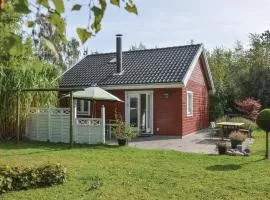 Beautiful Home In Kalundborg With Kitchen