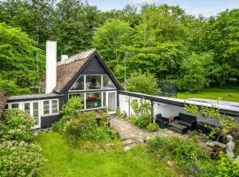 2 Bedroom Stunning Home In Nykøbing Sj