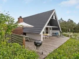 Awesome Home In Hvide Sande With 3 Bedrooms And Wifi
