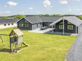 Nice Home In Bogense With Sauna