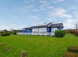 Nice Home In Rønde With House Sea View