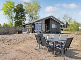 Gorgeous Home In Eg With Wifi, hotell sihtkohas Åstrup