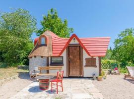 Krka Fairytale Little Castle, luxury tent in Skradin