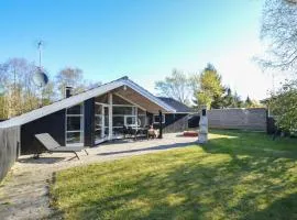 Holiday Home Bøtøvej Væggerløse Xi