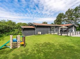 Beautiful Home In Farsø With Kitchen, hotel v destinaci Myrhøj