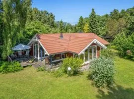 2 Bedroom Pet Friendly Home In Græsted