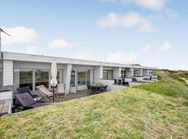 Stunning Apartment In Nrre Nebel With Kitchen, hotel en Nymindegab
